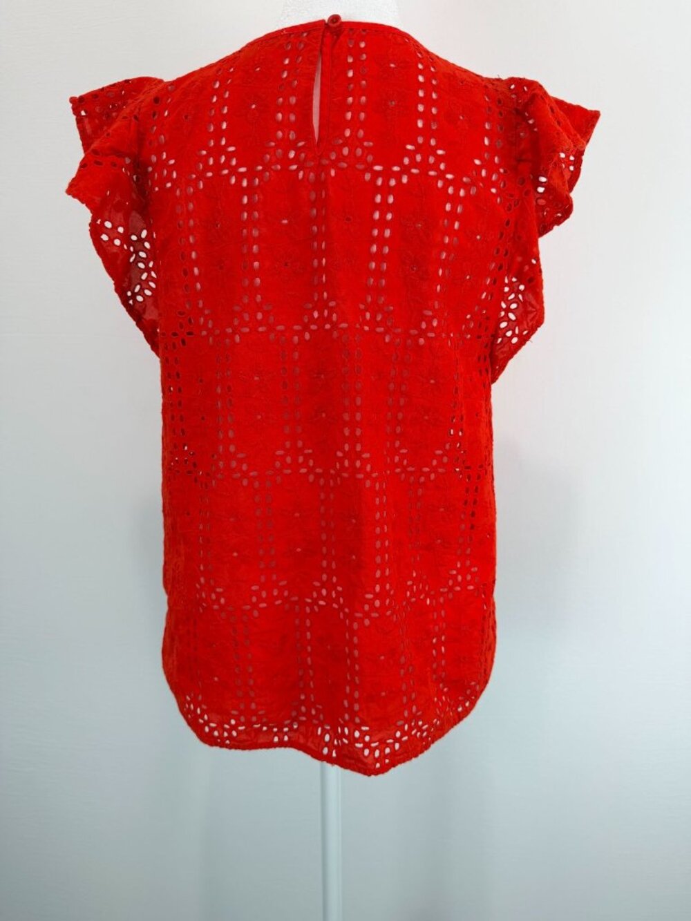 Madewell Women’s Red Eyelet Embroidered Flutter Sleeve Blouse Size Small - Picture 2 of 13